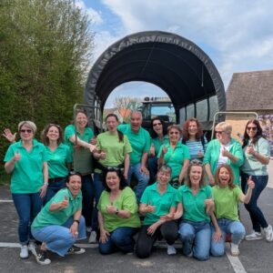 Gruppenbild Planwagen